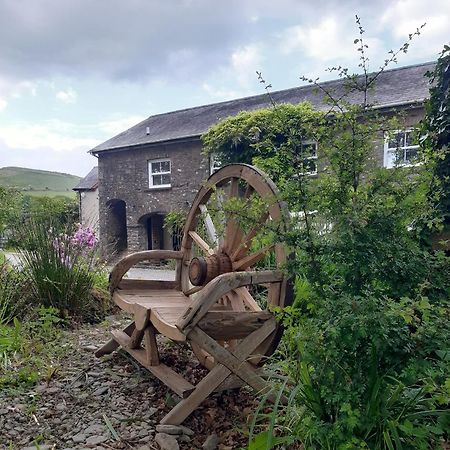 The Mews, Talley Apartment Llandeilo Exterior photo